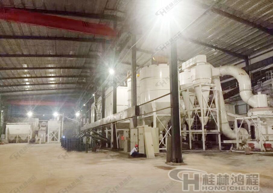 滑石粉，滑石粉碎設(shè)備，磨粉設(shè)備，磨粉機，雷蒙機