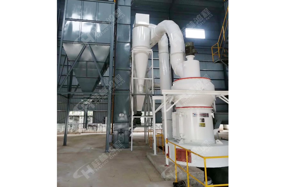 云南新安裝的HC4121石膏雷蒙磨粉機250目生產(chǎn)車間 云南新安裝的HC4121石膏雷蒙磨粉機250目生產(chǎn)車間